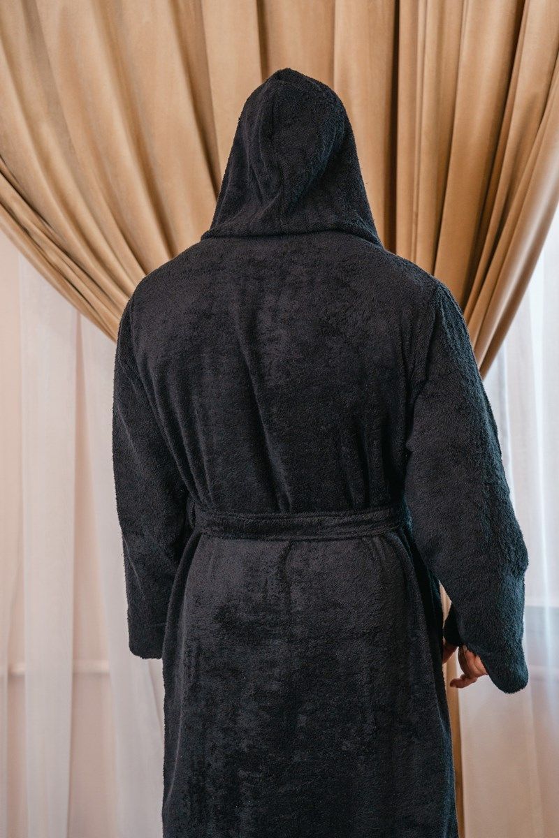 снимок Халат махровый с капюшоном, чёрный от магазина BIO-TEXTILES ОПТ