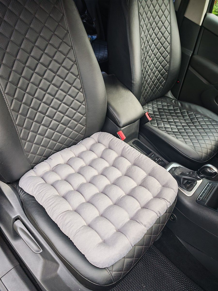 снимок Подушка автомобильная на сиденье "АВТО-БИО" светло-серая 50*45 от магазина BIO-TEXTILES ОПТ