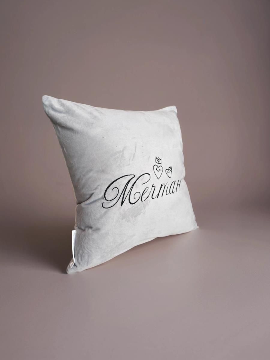 снимок Подушка декоративная "Мечтаю" 40*40 от магазина BIO-TEXTILES ОПТ