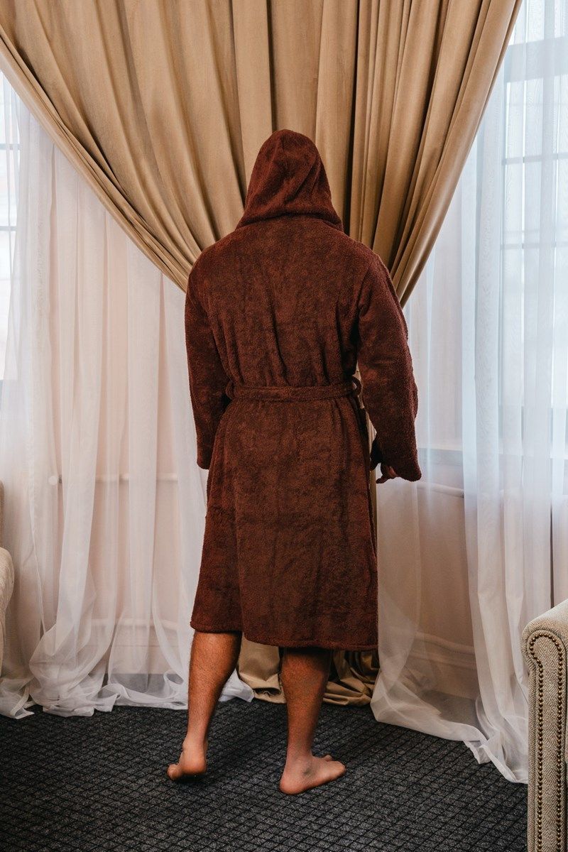 снимок Халат махровый с капюшоном, шоколадный от магазина BIO-TEXTILES ОПТ