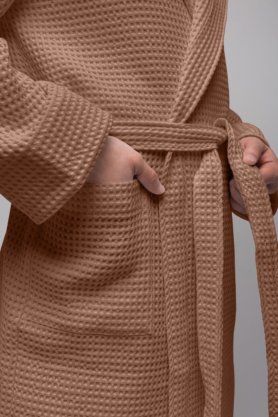 снимок Халат вафельный PandaHug Оrlando мокко с капюшоном от магазина BIO-TEXTILES ОПТ