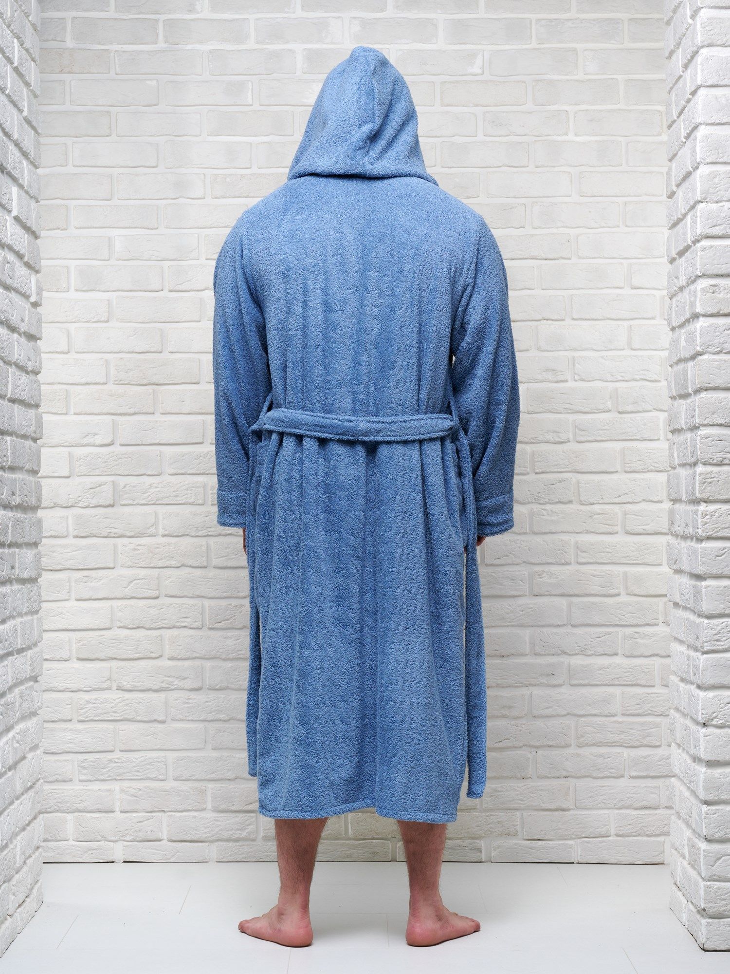 снимок Халат мужской махровый PandaHug с капюшоном, лазурный от магазина BIO-TEXTILES ОПТ