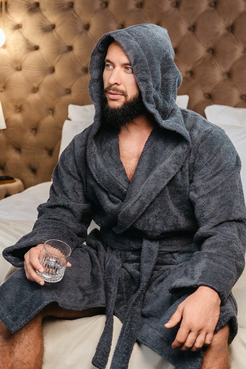 снимок Халат махровый с капюшоном темно-серый от магазина BIO-TEXTILES ОПТ
