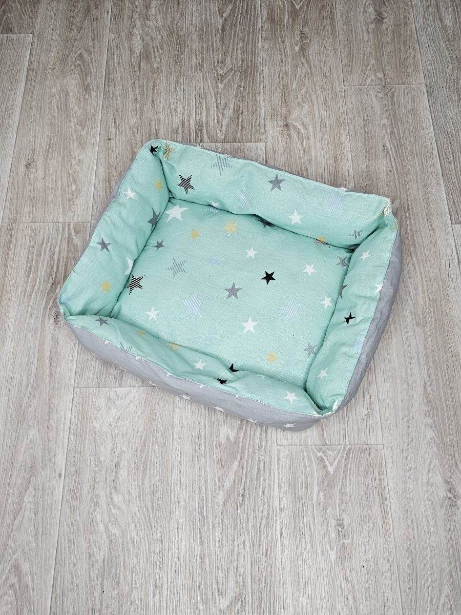 снимок Лежак для кошек и собак "звезды" серый, зеленый от магазина BIO-TEXTILES ОПТ