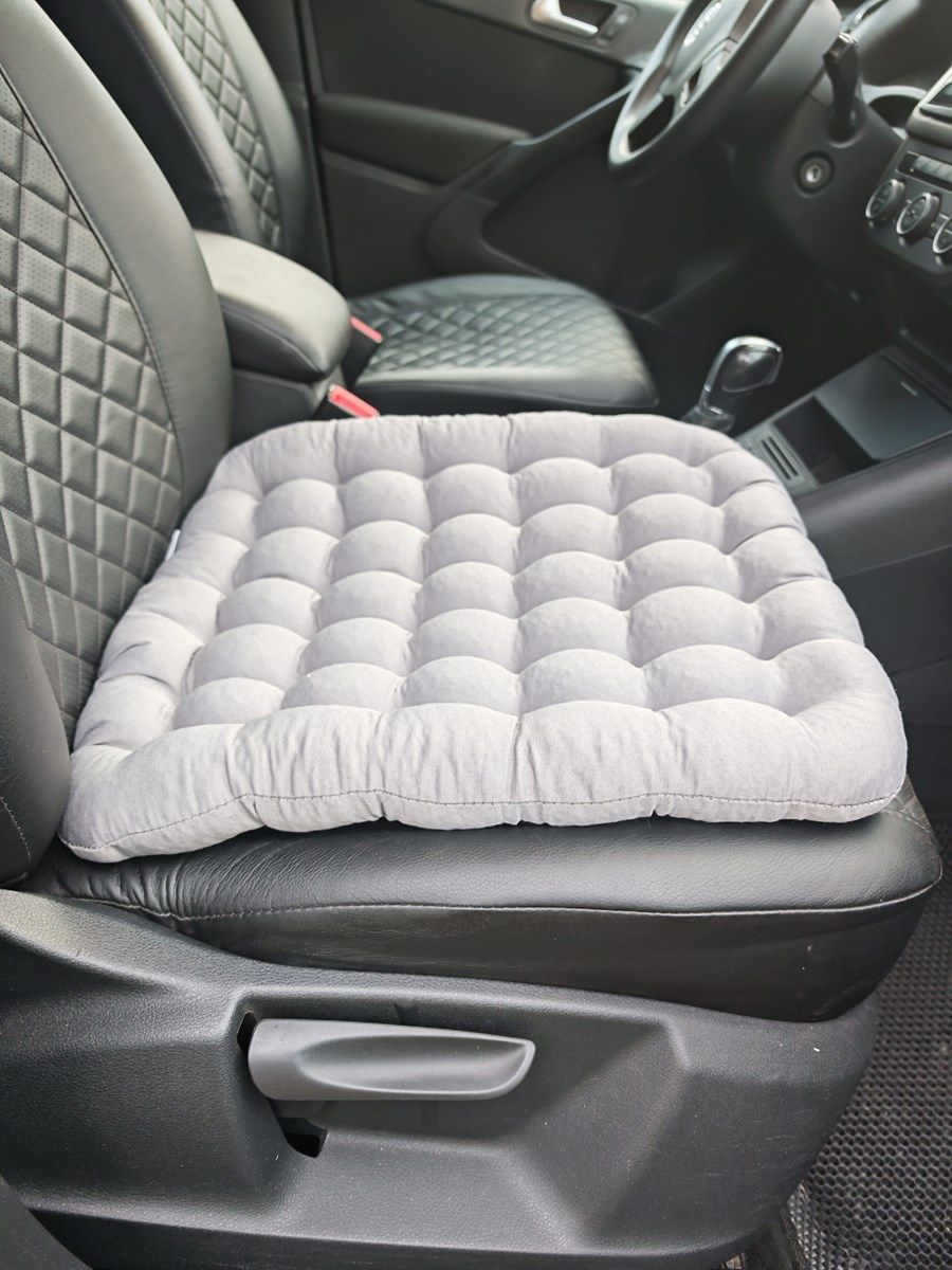 снимок Подушка автомобильная на сиденье "АВТО-БИО" светло-серая 50*45 от магазина BIO-TEXTILES ОПТ