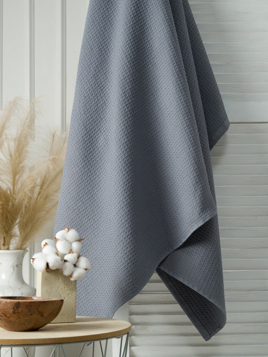 снимок Полотенце вафельное серое 100х150 от магазина BIO-TEXTILES ОПТ