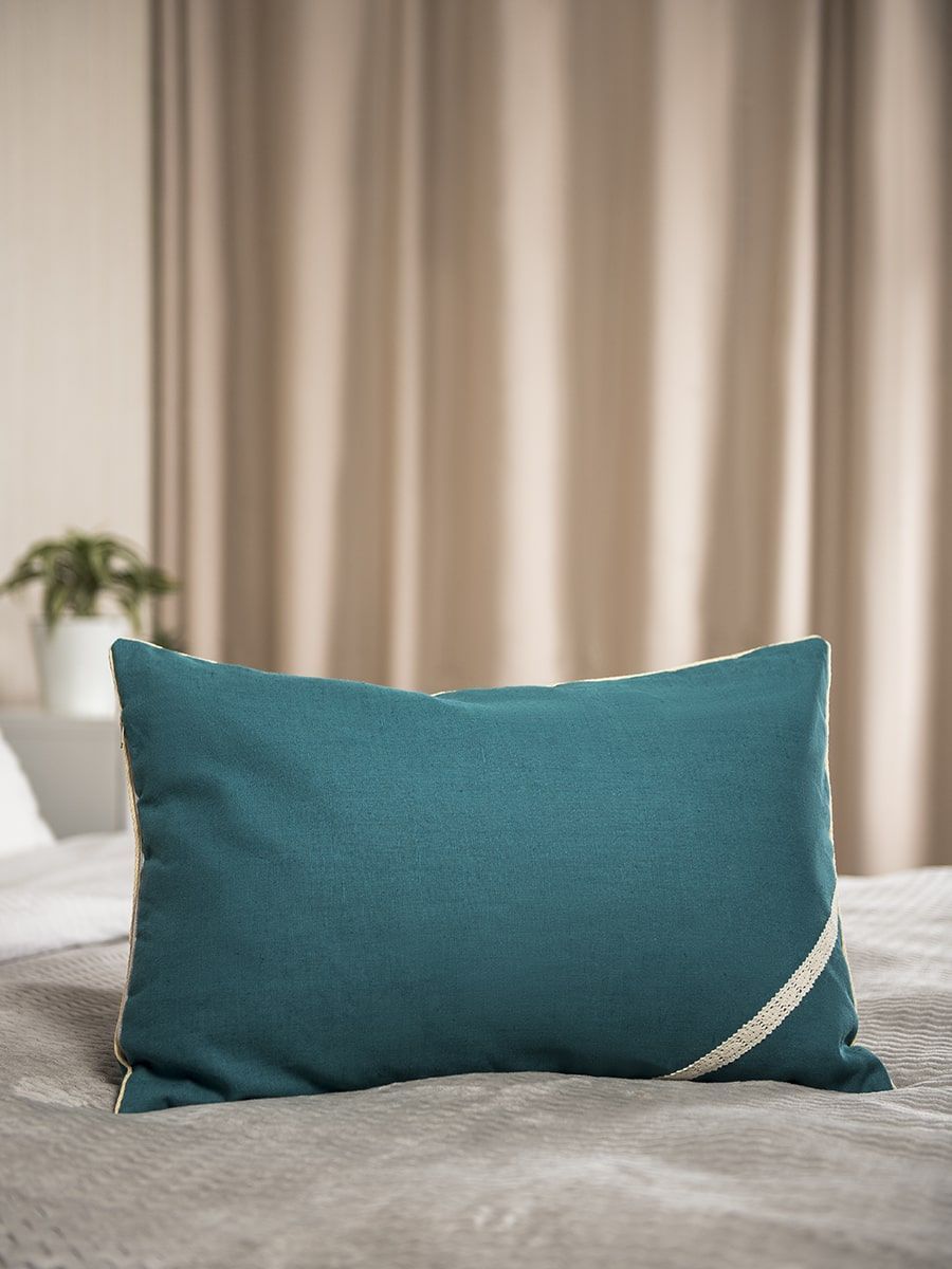 снимок Подушка "Кедровая магия" Blue 30*40 от магазина BIO-TEXTILES ОПТ